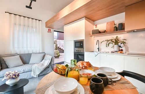 Guilhofrei Apartment | Quinta Leitão I T1 with pool by Sé Apartamentos