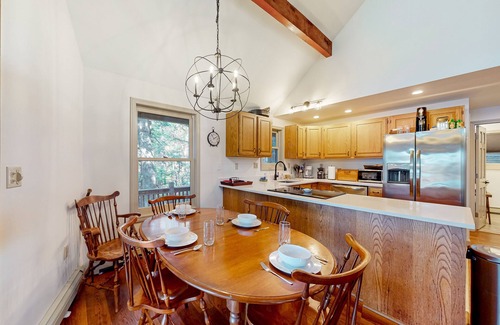 Casco House | Quintessential lakefront cabin with canoe, grill, wood-burning fireplace, & AC