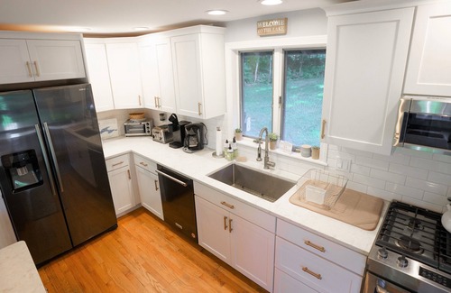 West Poland House | Quintessential Lakefront Home perfect for MultiFamily retreats on Thompson Lake