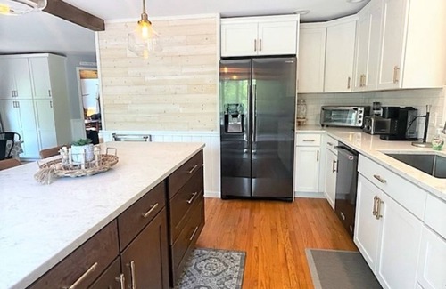 West Poland House | Quintessential Lakefront Home perfect for MultiFamily retreats on Thompson Lake