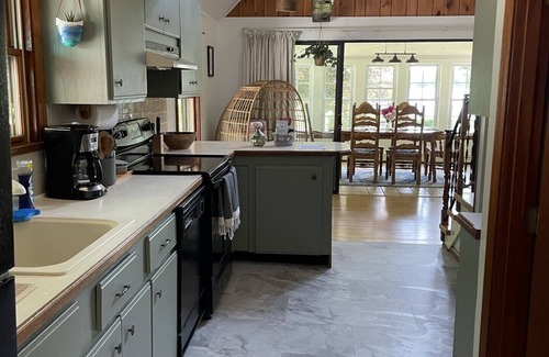 South Casco Cottage | Quintessential Maine Cottage w/Water-views, Kayaks & Lake Access