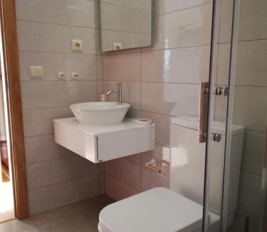 Castro Daire House | Quintinha dos Emigrantes