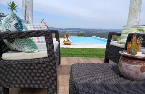Vila do Conde House | Quintinha Sao Martinho Luxury 2 Suites Villa Eira with Jacuzzi