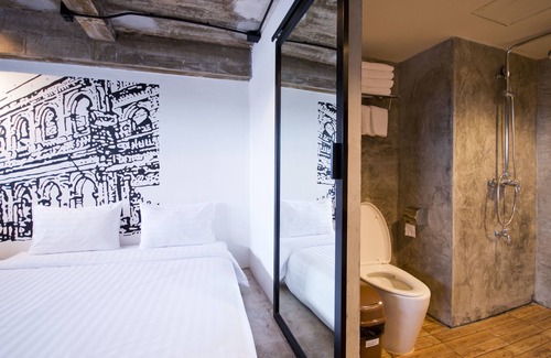 Old Phuket Town Hotel | Quip Bed & Breakfast Phuket Hotel