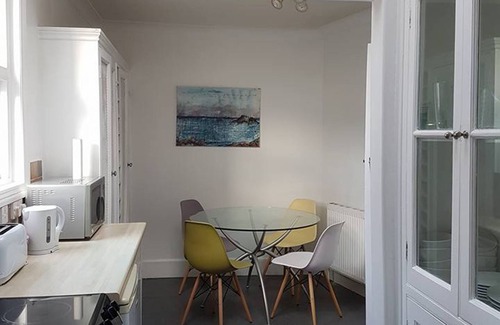 Plymouth House | Quirky Coach House on Plymouth Hoe