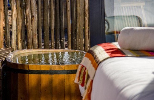 Pichilemu Cabin | Quisquito Lodge & Spa - Punta de Lobos - Tina 24 Hrs