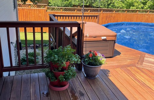 Pecatonica Apartment | Quite- relaxing country living with pool/hot tub and sauna!