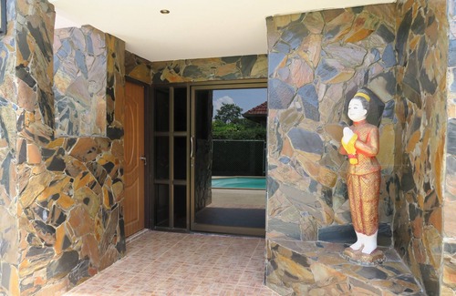 Thep Kasattri Villa | Quite Secluded Villa Resort