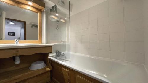 Puy-Saint-Vincent Apartment | Résidence Dame Blanche - DBA214 - APPT 1 CHAMBRE + CABINE - BALCON - 6 PERSONNES - Secteur 1800 MAE-8074