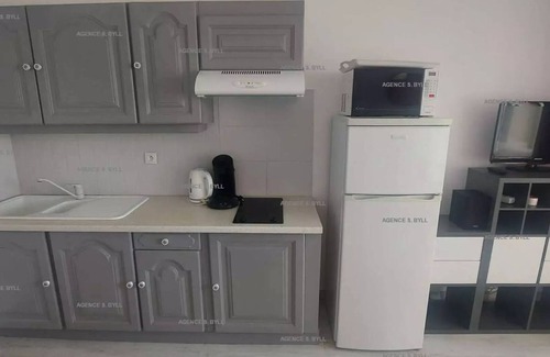 Naturist Village Apartment | Résidence Héliopolis Building K - Heliopolis Building K apartment with separate bedroom 4 pers