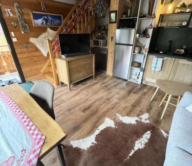 Reallon Apartment | Résidence Joubelle - Bel appartement rénové chalet de 4 à 6 couchages a Réallon JOUB2-4 MAE-8631