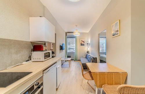 Part Dieu - Bir Hakeim Apartment | Résidence Les Halles - Charming 2-Bedroom Near Bocuse and Part-Dieu