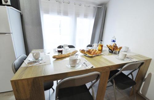 Le Mesnil-Saint-Denis Apartment | Résidence proche Vallée de Chevreuse