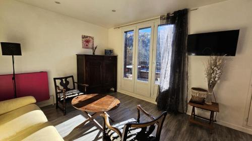 Vallouise Apartment | Résidence Saint Genest - Appartement proche Village 4 pers MAE-1911