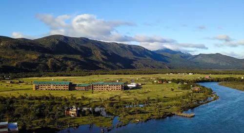 Torres Del Paine Hotel | Río Serrano Hotel + Spa