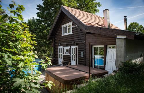 Matraszentlaszlo Apartment | Rönkházacska - Kétkerék Vendégház
