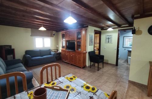 L'Escala Apartment | RÚSTIC AMB PISCINA PRIVADA