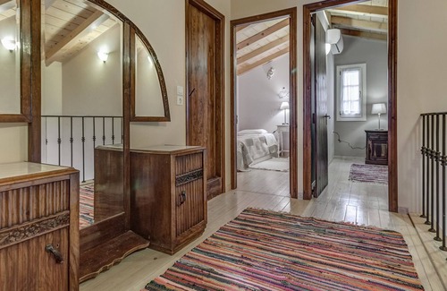 Kavvadades House | R 3098 House Felix With Fully equipped kitchenette.Air Conditioning & Garden View