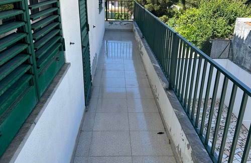 Seixal House | R. António Aleixo 90A