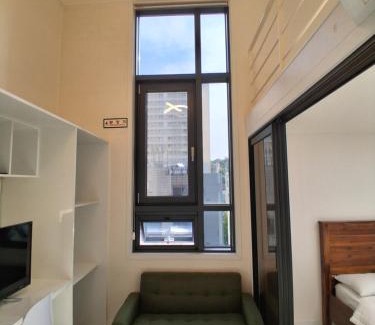Sinchon-dong Bed & Breakfast | R house near Sinchon station and Ewha Womans Univ station