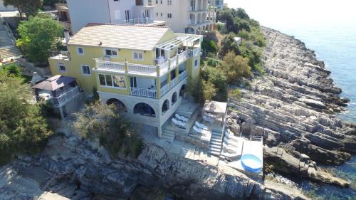 Zavalatica Apartment | R&N Apartment