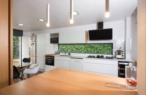 El Mas Mel Villa | R144 Villa Anna See View