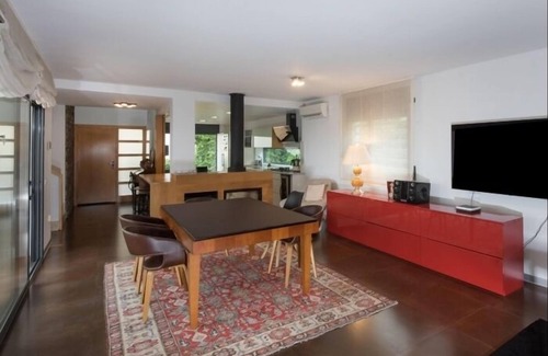 El Mas Mel Villa | R144 Villa Anna See View