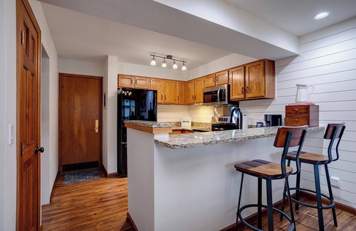 Steamboat Springs Condo | RA517 | Nice Furnishings | Pool and Hot Tub Access | Winter Shuttle