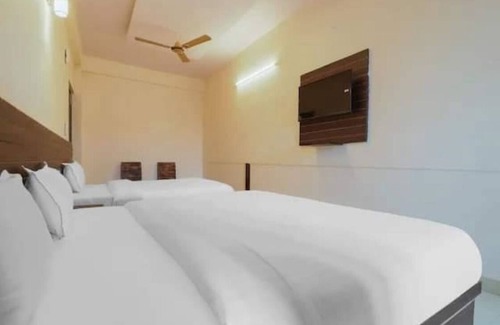 Bullawala House | Rabbit Hut Guest House By GRB
