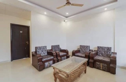 Bullawala House | Rabbit Hut Guest House By GRB