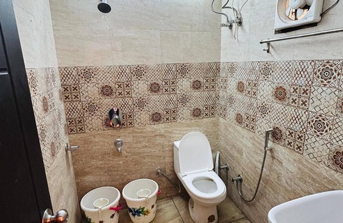Bullawala House | Rabbit Hut Guest House By GRB
