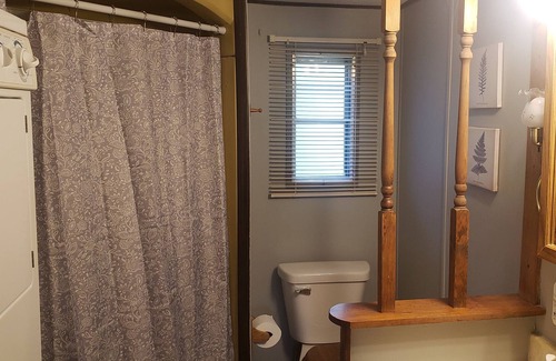 Bellmore Cabin | Rachel's Cabin by the Lake