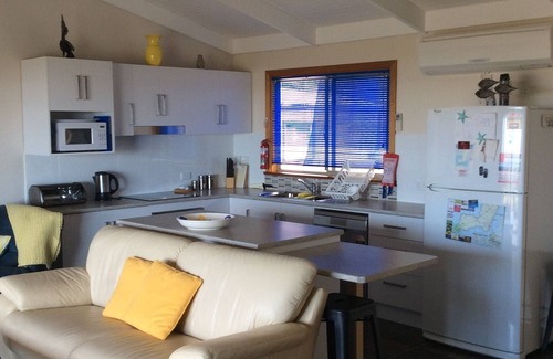 Para Wurlie House | Rackers Retreat on Turton