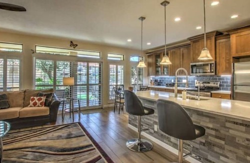 Scottsdale Ranch Apartment | Racquet Club/ 1 bedroom condo