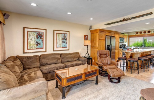 Park Meadows Condo | Racquet Club 60 2 Bedroom Condo by RedAwning