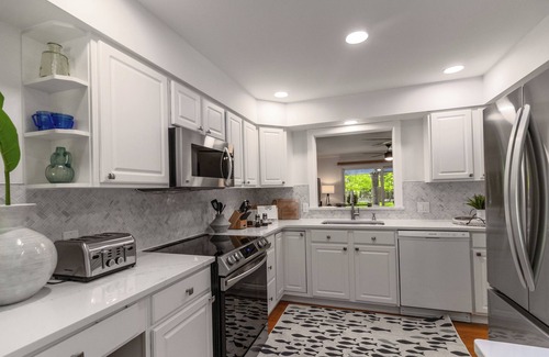 Birchwood Farms House | Radcliff Retreat: 4 BR, 2.5 BA House in Harbor Springs, Sleeps 8