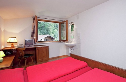Bartholomaeberg House | Radiant Holiday Home in Gantschier with Terrace