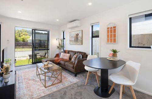 Lower Hutt House | Radiant Spot on Biddle Crescent