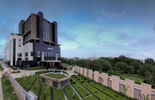 Pashim Vihar Hotel | Radisson Blu Hotel New Delhi Paschim Vihar