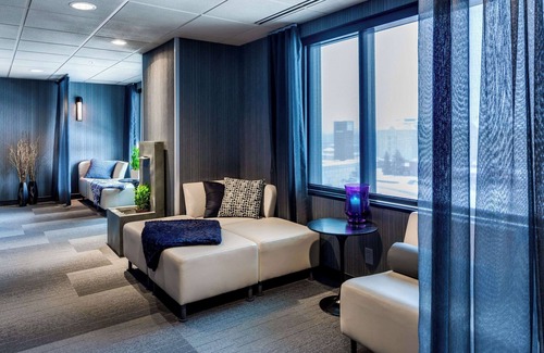 South Loop Hotel | Radisson Blu Mall of America