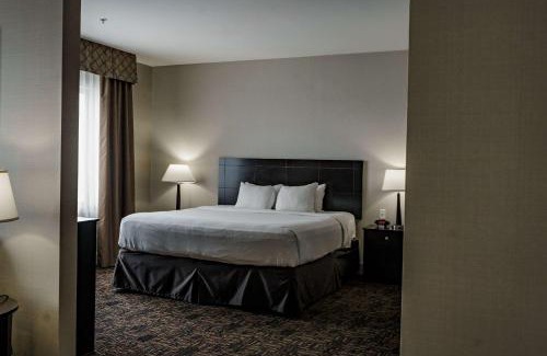 Leduc Hotel | Radisson Hotel Edmonton Airport