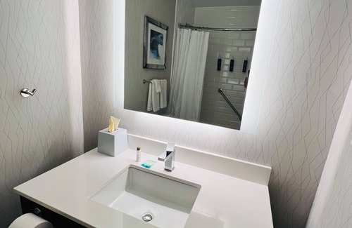 Fairview Heights Hotel | Radisson Hotel Fairview Heights - St. Louis