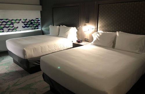 McAllen Hotel | Radisson Hotel McAllen Airport