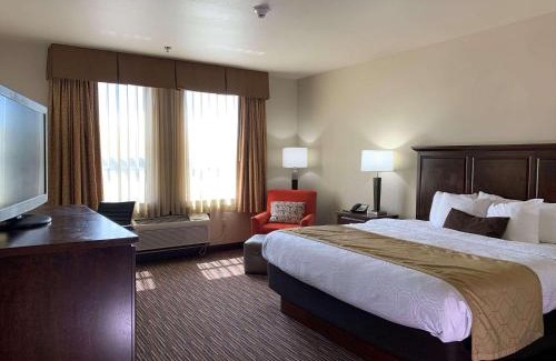 River Falls Hotel | Radisson Hotel River Falls