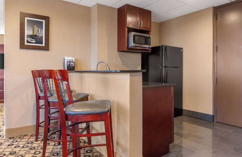 Southfield Hotel | Radisson Hotel Southfield-Detroit