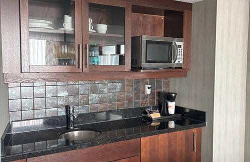 Downtown Winnipeg Hotel | Radisson Hotel Winnipeg Downtown