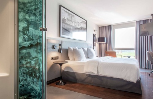 Ruemlang Hotel | Radisson Hotel Zurich Airport