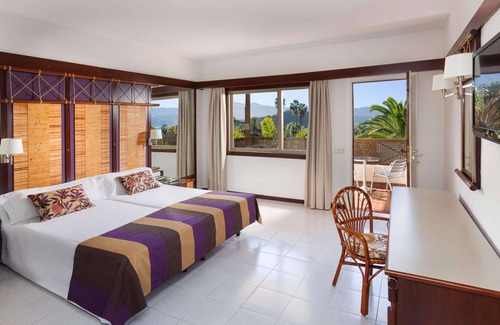 Puerto de la Cruz Hotel | Radisson Resort & Residences Tenerife