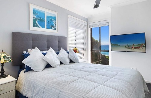 Scotts Head House | RAFF'S SHACK - Beachfront Property