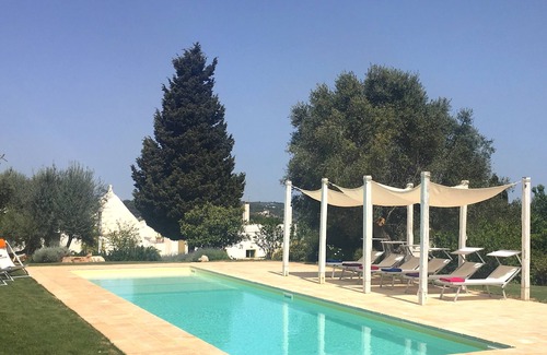 Ceglie Messapica House | Raffinata dimora tipica tra ulivi, mandorli e fichi d'india